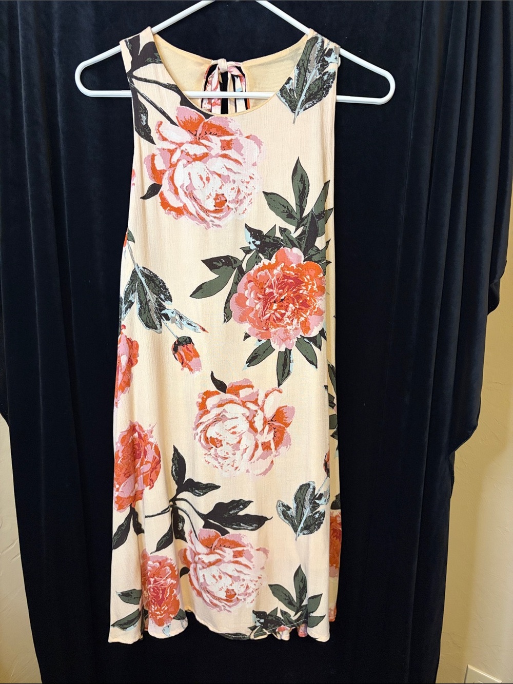 Dainty hooligan shift dress size small nwt